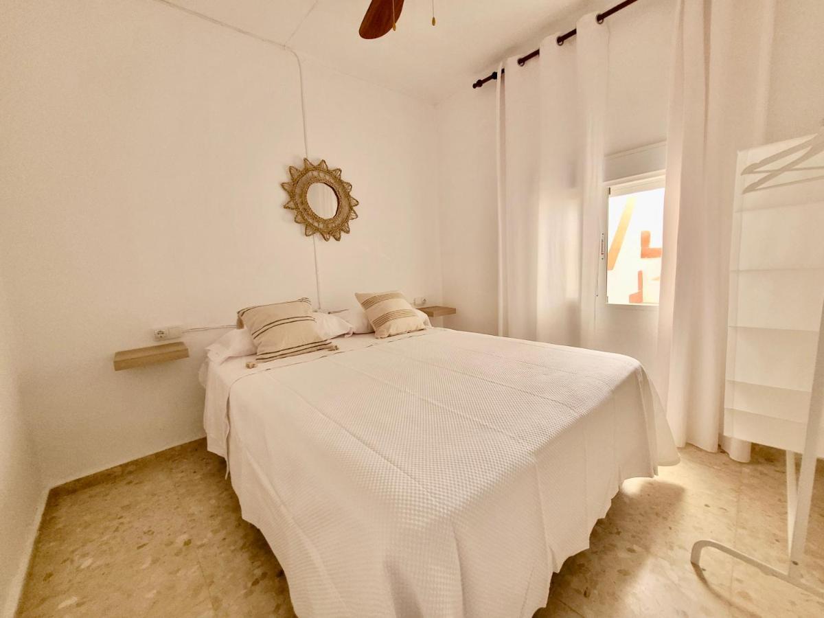 Apartamento Amplia casa con azotea privada en el casco antiguo Vejer de la Frontera Exterior foto