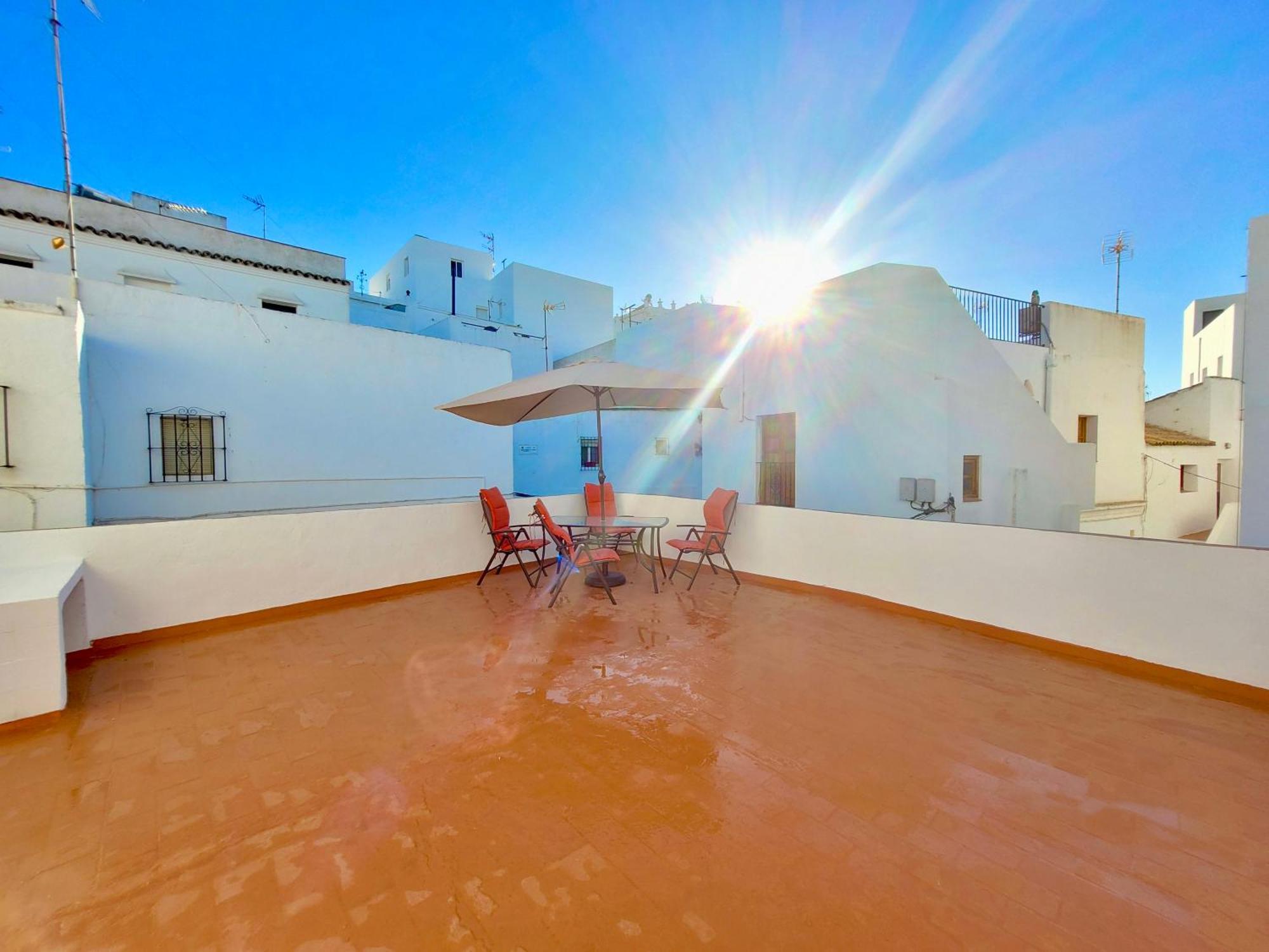 Apartamento Amplia casa con azotea privada en el casco antiguo Vejer de la Frontera Exterior foto